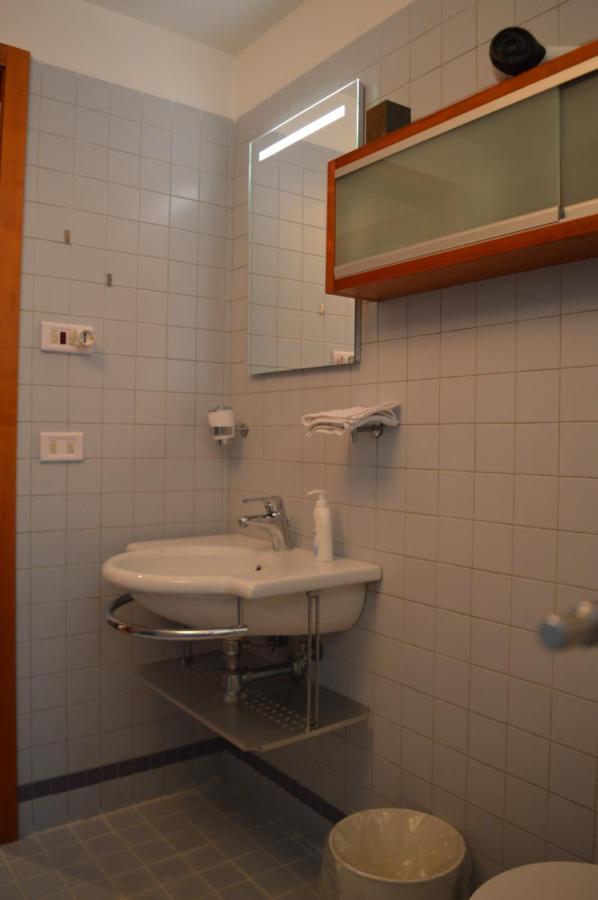 Domus B Corso Francia Apartment Rome Luaran gambar